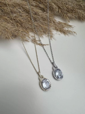 Çelik Oval Taşlı Kolye