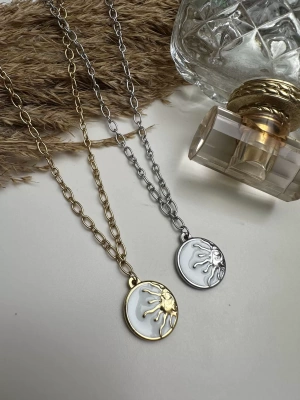 Çelik Plakası Yuvarlak Güneş Model Kolye