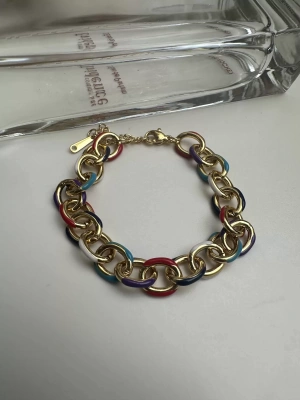Çelik Renkli Bileklik