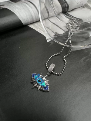 Çelik Tasarım Göz Kolye