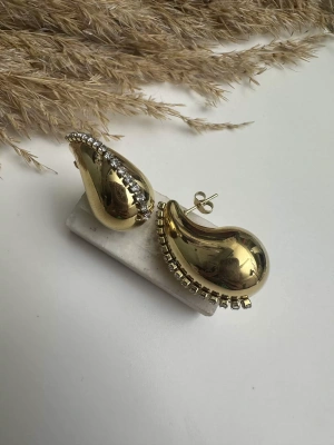 Çelik Taşlı Bottega Küpe