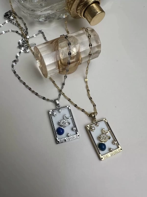 Çelik The World Gezegen Plaka Kolye