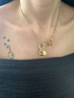 Charm Çelik Şans Kolye