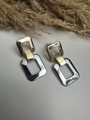 Çift Renk Tasarım Kare Küpe