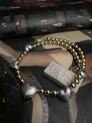 Çoklu Kalp Topcuk Detay Kolye