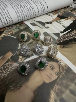 Gümüş Kaplama Baget Taşlı Küpe