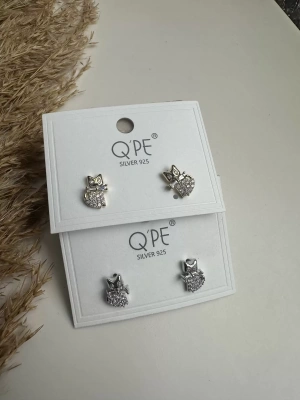 Gümüş kaplama taşlı kedi tasarım küpe