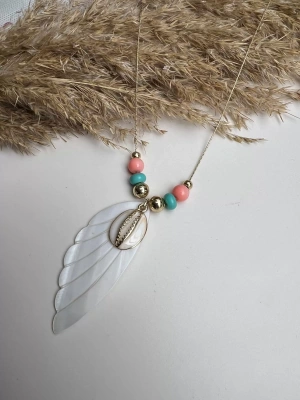 Hayalet Zincir Üzeri Kanat Ve Deniz Kabuğu Detay Boncuk Kolye