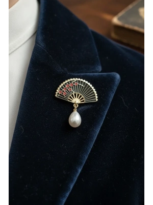 İnci Sallantılı Vintage Broş