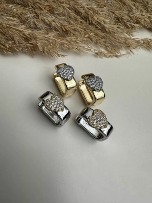 Kalp Detay Altın Kaplama Küpe