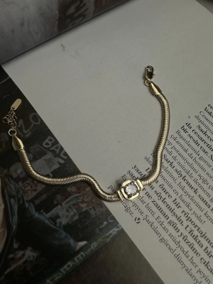 Kare Taş Altın Kaplama Bileklik