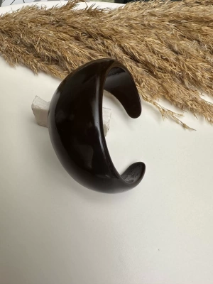 Kemik Yarım Kelepçe