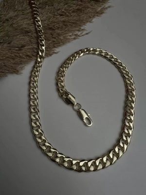 Klasik Altın Kaplama Zincir Kolye