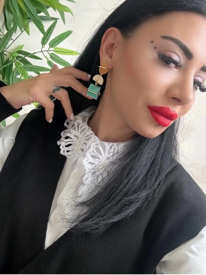 Marka Model Tasarım Renk Küpe