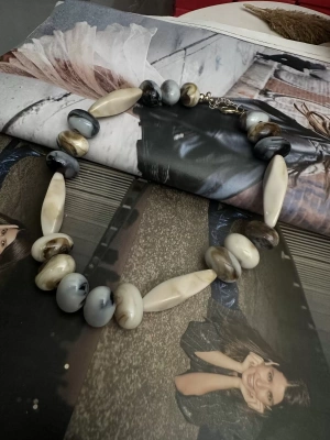 Mermer Görünümlü Kemik Model Kolye