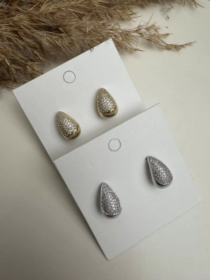 Minimal Boy Taşlı Bottega damla Küpe