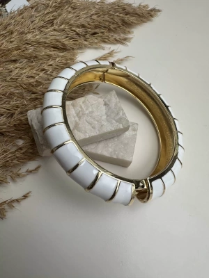 Mineli Gold Geçiş Kelepçe