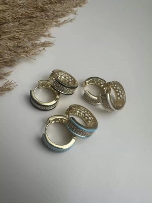 Mineli Taşlı Halka Küpe