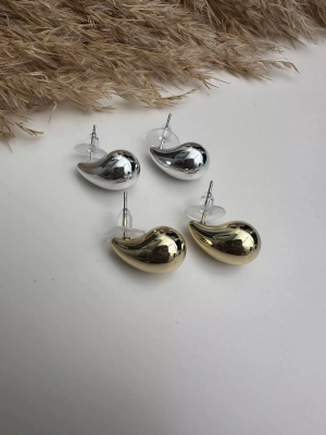 Minimal Taşsız Bottega Küpe