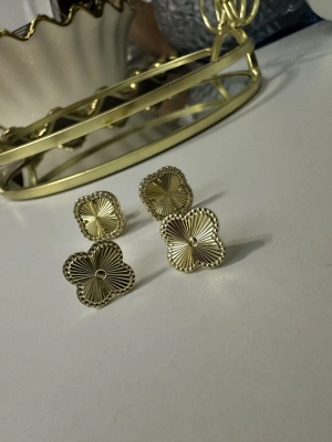 Minimal VanCleff Küpe