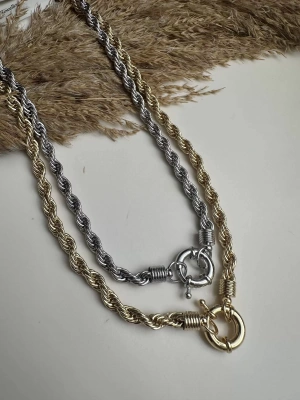 Önden Açma Kapma Burgu Kolye