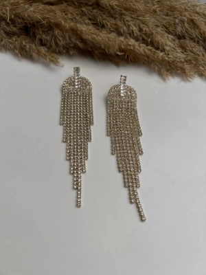 Özel Seri Baget Taş Detaylı Su Yolu Küpe