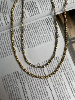 Özel Seri Dorika Geçişli Lazer İşlemeli Oval Kolye