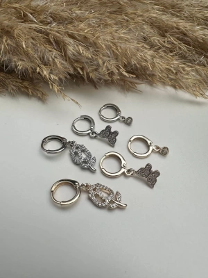 Özel Seri Gül Ve Kelebek Detay Üçlü Set Küpe