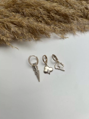 Özel Seri Şimşek Detaylı Üçlü Set Küpe