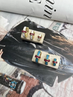 Özel Seri Taş Detaylı Mineli Üçlü Set Küpe