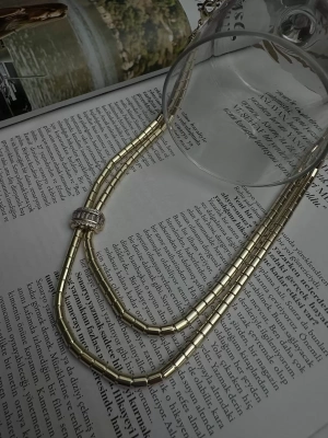 Özel Seri Taş Detaylı Tasarım Kolye