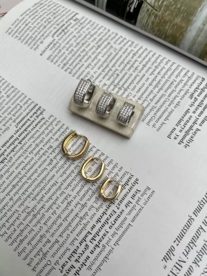 Özel Seri Taş İşlemeli Halka Üçlü Set Küpe