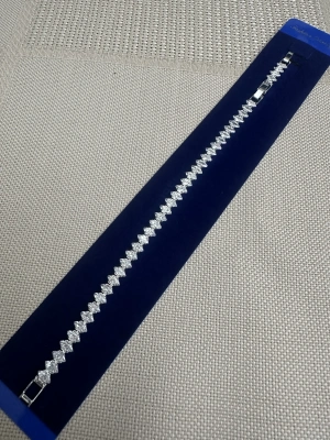 Özel Seri Taşlı Badem Bileklik