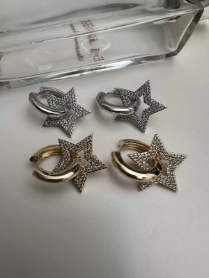 Özel Seri Taşlı Yıldız Küpe