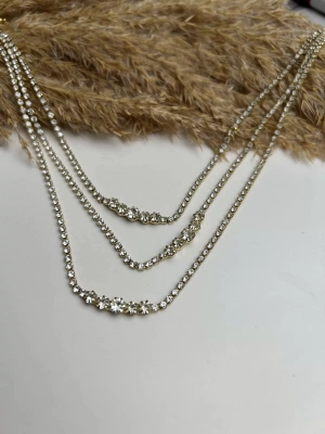 Özel Seri Üçlü Su Yolu Kolye