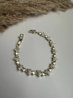 Özel Seri Yıldız Detaylı Bileklik