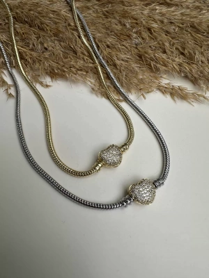 Pandora Model Altın Kaplama Kolye