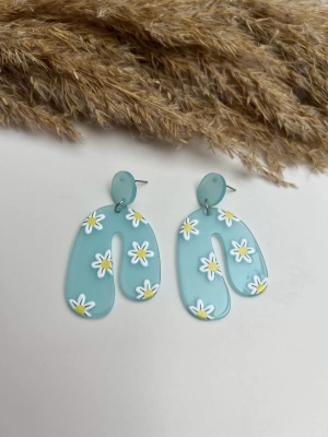 Pleksi Çiçek Model Küpe