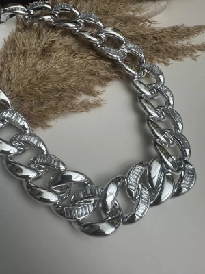 Silver Renk Tasarım Kolye