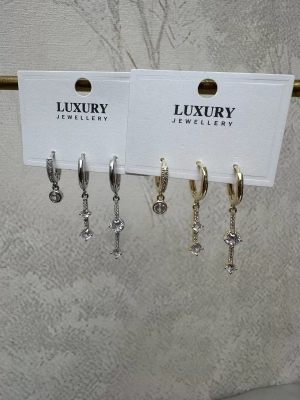 Taş Sallantılı Üçlü Set Küpe