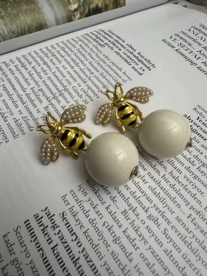 Tasarım Arı inci Model Küpe