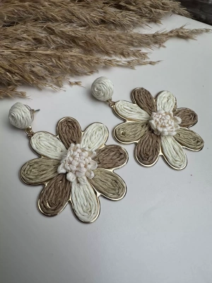 Tasarım Hasır Model Çiçek Küpe