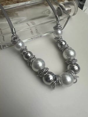 Tasarım İnci Kolye