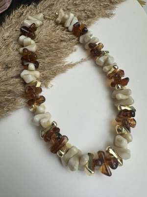 Tasarım Krem Kolye ZrA model