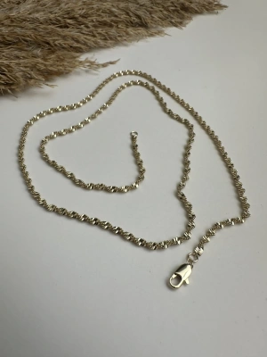 Tasarım Zikzak Uzun Kolye