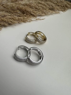 Taşlı Altın Kaplama Küpe