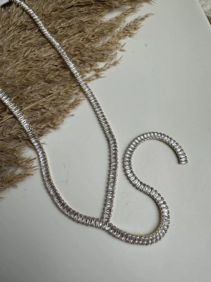 Taşlı Baget Y Kolye