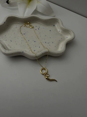 Taşlı Biber Kolye Gold