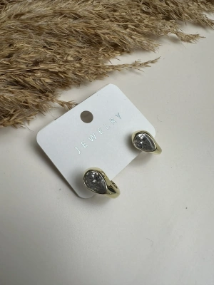 Taşlı Damla Model Minimal Küpe