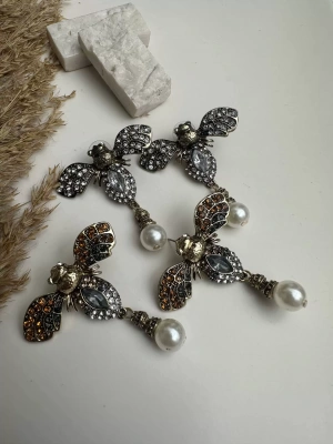 Taşlı İncili Marka Küpe ZRa